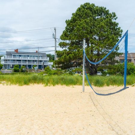 935 Ocean, A Beachside Inn Hampton Bagian luar foto