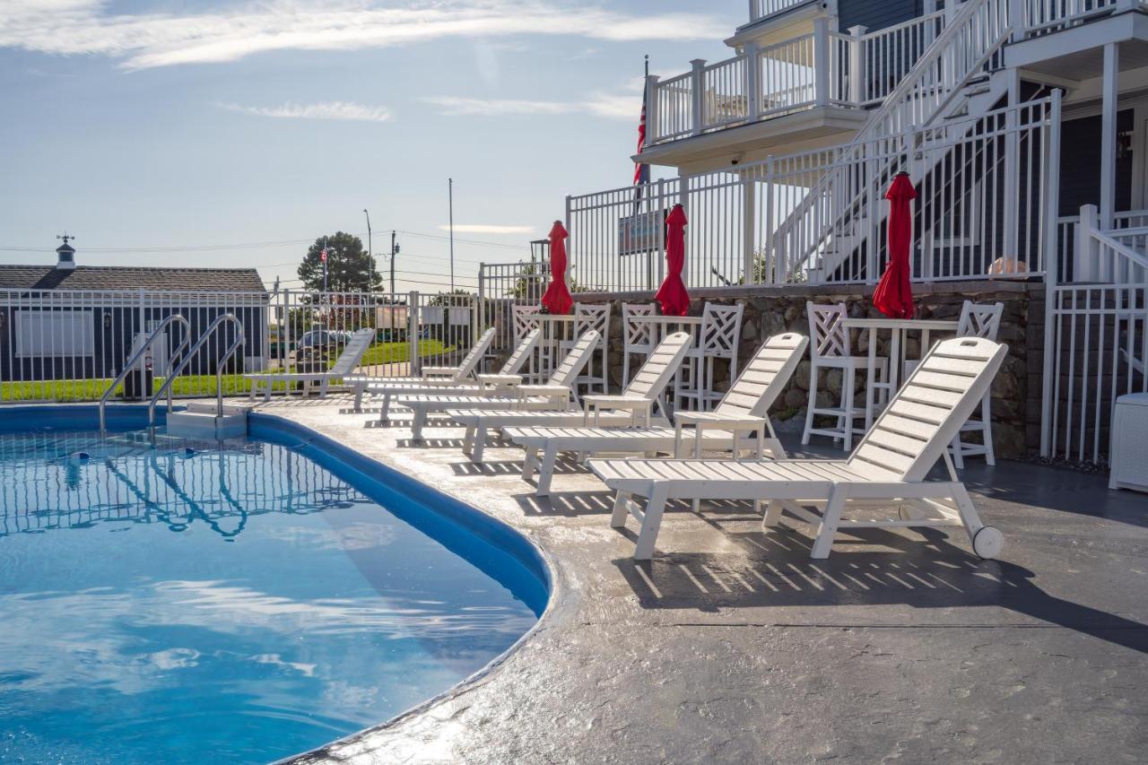 935 Ocean, A Beachside Inn Hampton Bagian luar foto