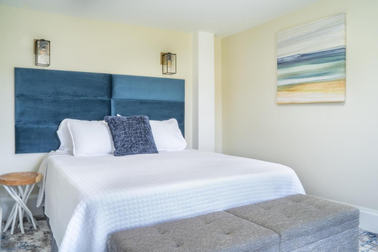 935 Ocean, A Beachside Inn Hampton Bagian luar foto
