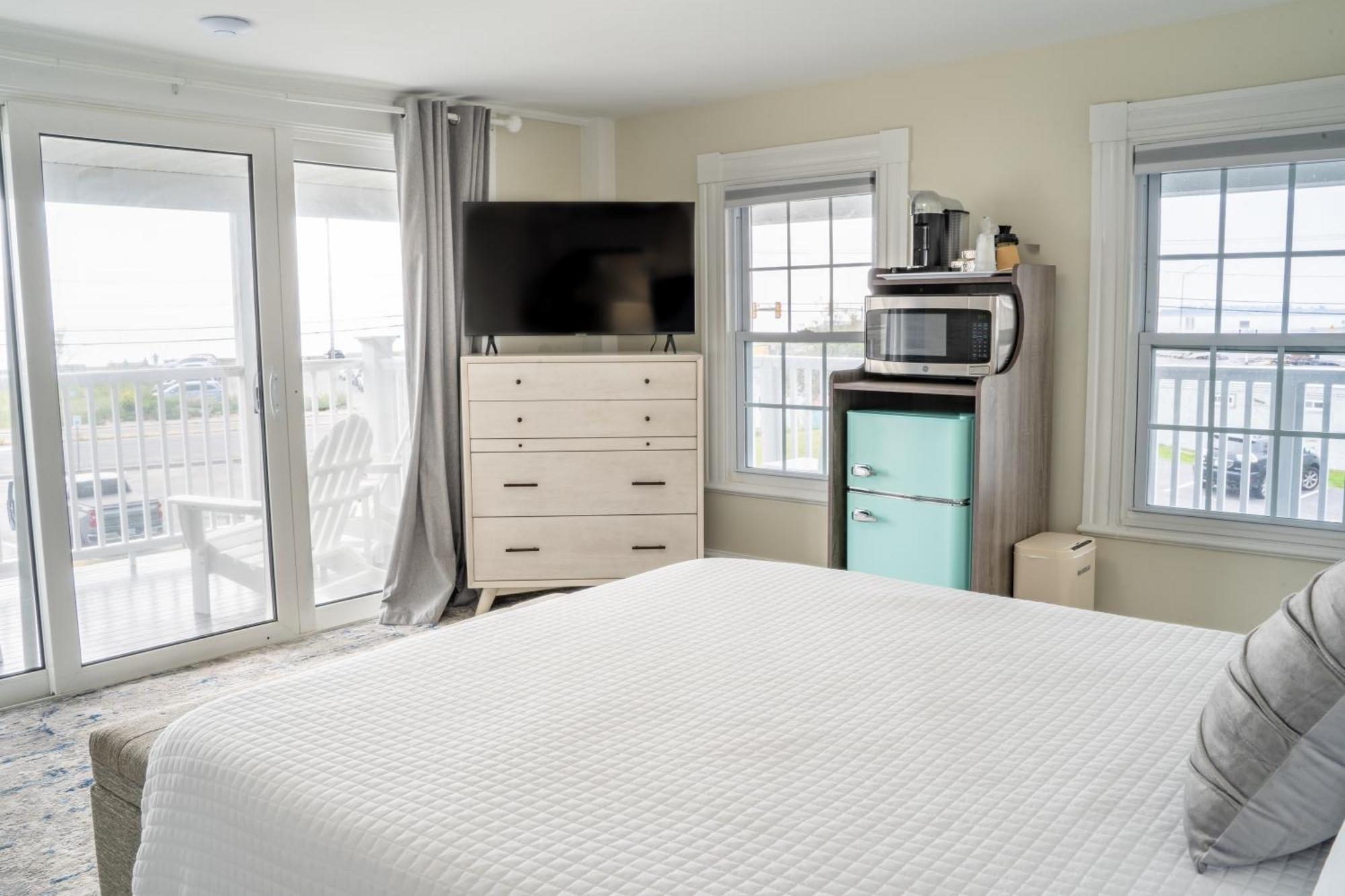 935 Ocean, A Beachside Inn Hampton Bagian luar foto