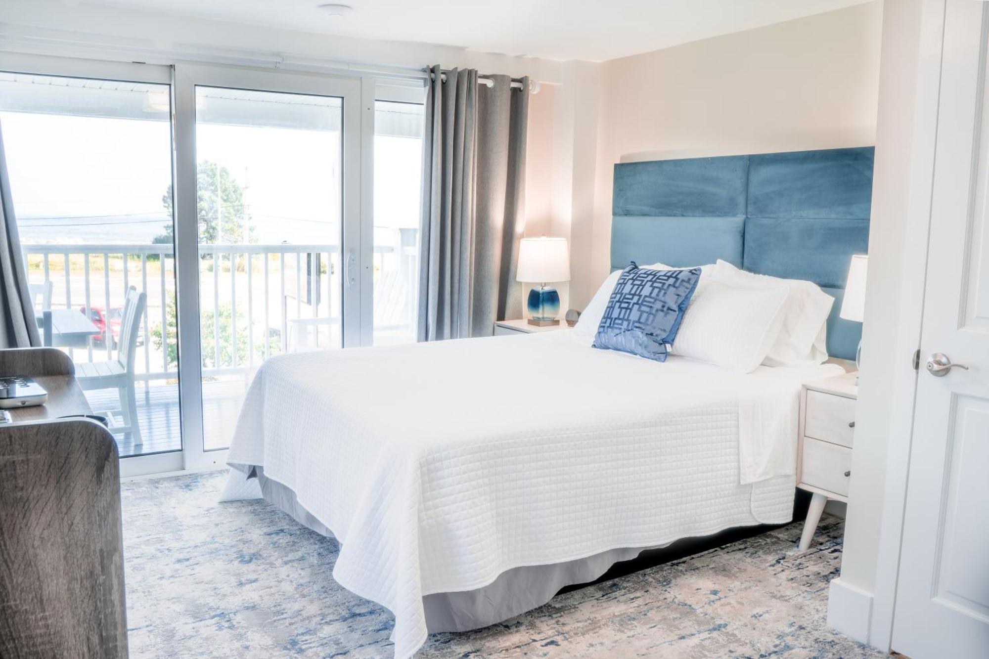 935 Ocean, A Beachside Inn Hampton Bagian luar foto